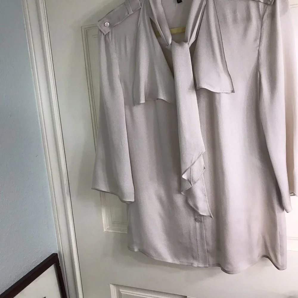 Lovely Silver Silk Escada Blouse, 36 (Fits Medium) NWOT - Picture 3 of 8